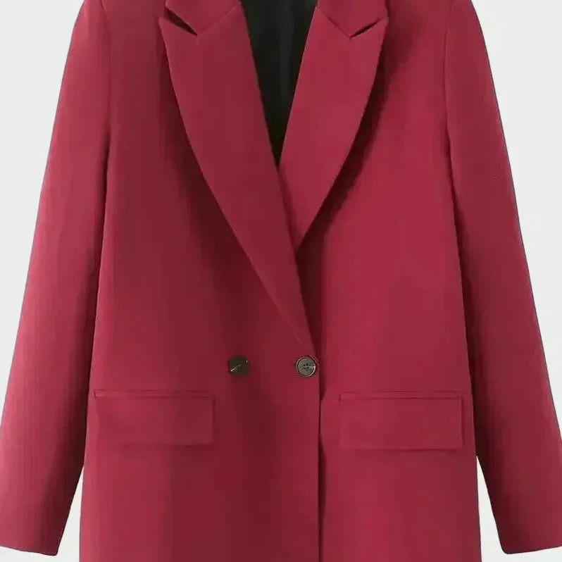 Cappotto oversize dalle linee moderne — 14