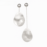 Sarah | Orecchini a goccia in oro con cristalli — 4